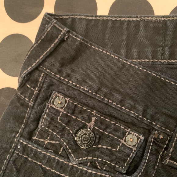 True Religion Ricky Big T size 30
Inseam 34”
Excellent Pre-owned Condition - Picture 5 of 13